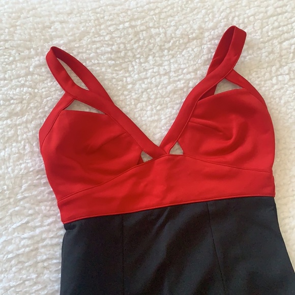 Mini dress - Picture 2 of 4